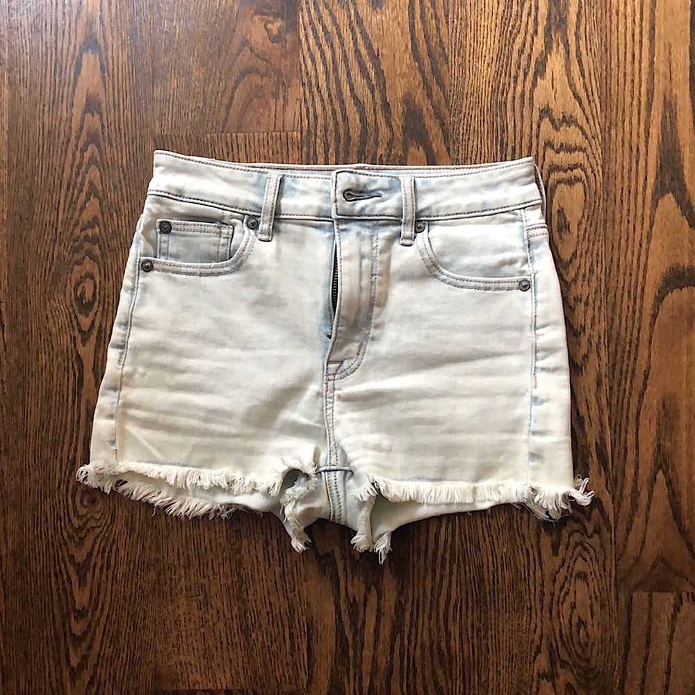 Light wash denim shorts, size zero American Eagle